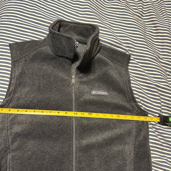 Grey Columbia fleece size - Picture 3 of 5